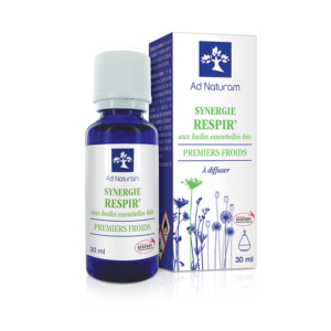 Synergie d'huiles essentielles biologiques qui favorise la décongestion des voies respiratoires tout en purifiant l'air.