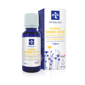 Synergie d'huiles essentielles biologiques purifiant l'air tout en repoussant les insectes, idéale pour des soirées d'été sans tracas.